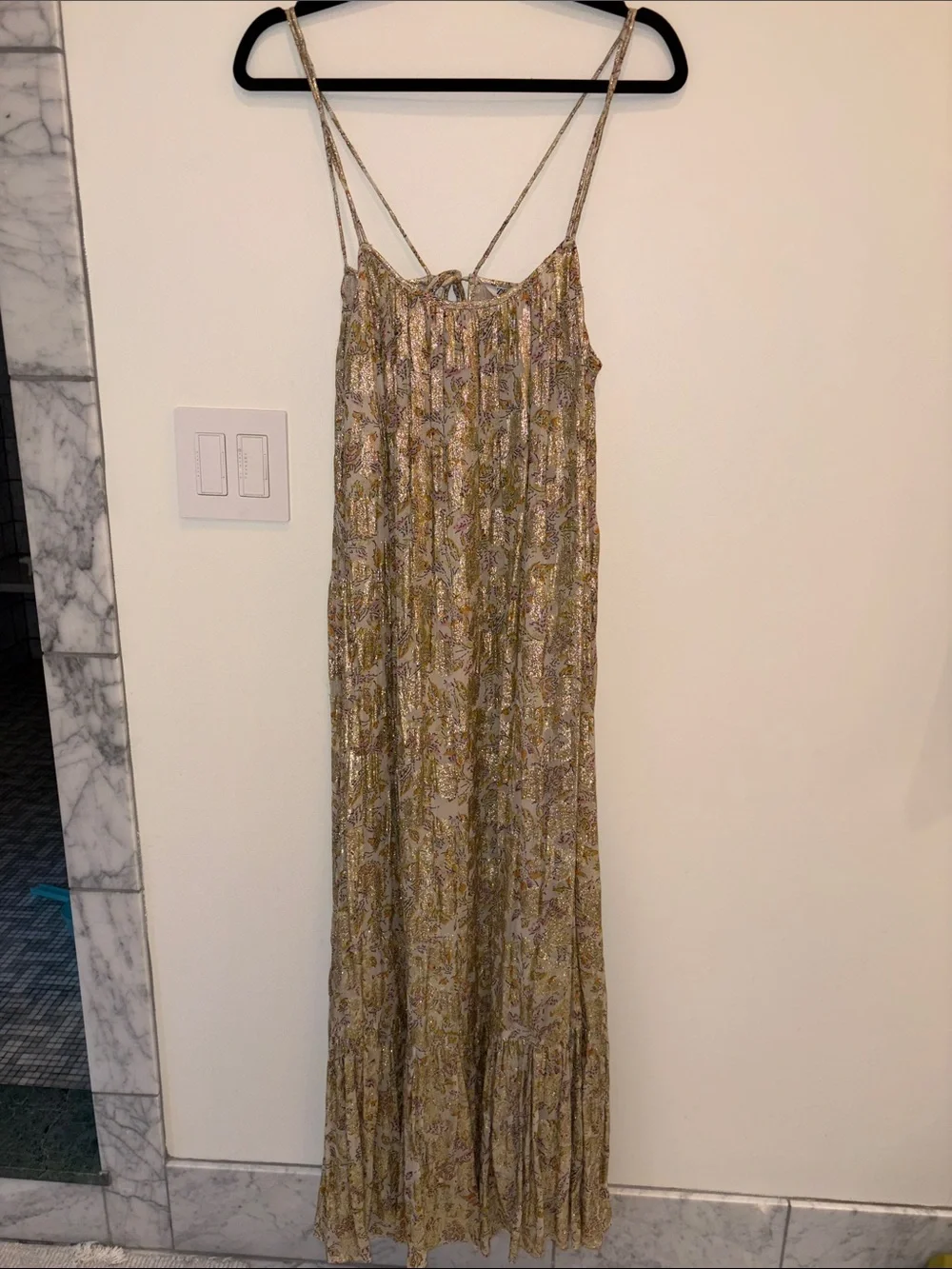 Zara floral gold shimmer maxi dress - Picture 2 of 5